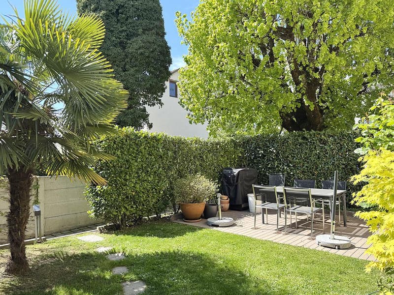 Rare - Magnifique appartement de 4.5 pièces avec terrasse et jardin en vieille-ville (1)