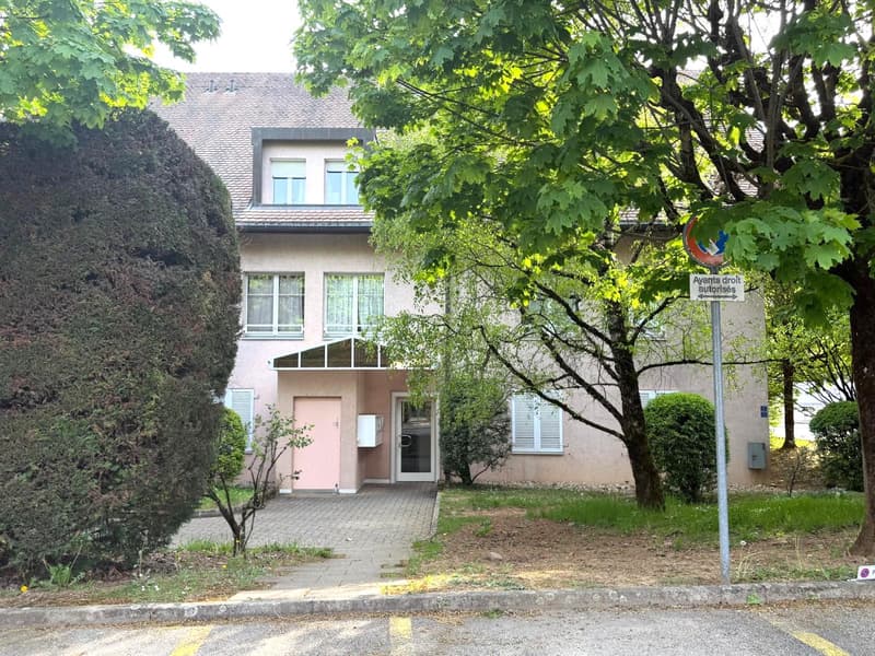 Appartement de 3.5 pièces avec balcon, à rénover (2)