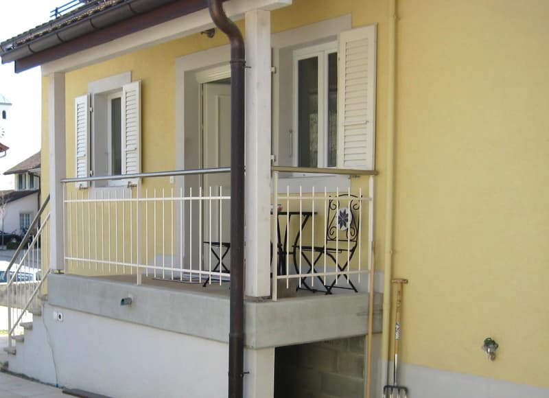 Charmante maison individuelle de 5.5 pièces avec vue sur le lac (2)