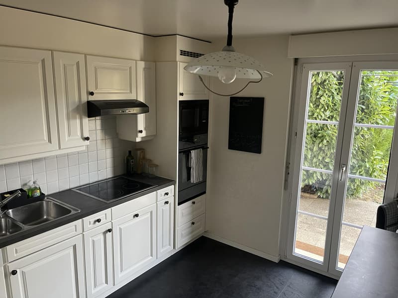 Charmante maison mitoyenne de 5.5 pièces (5)