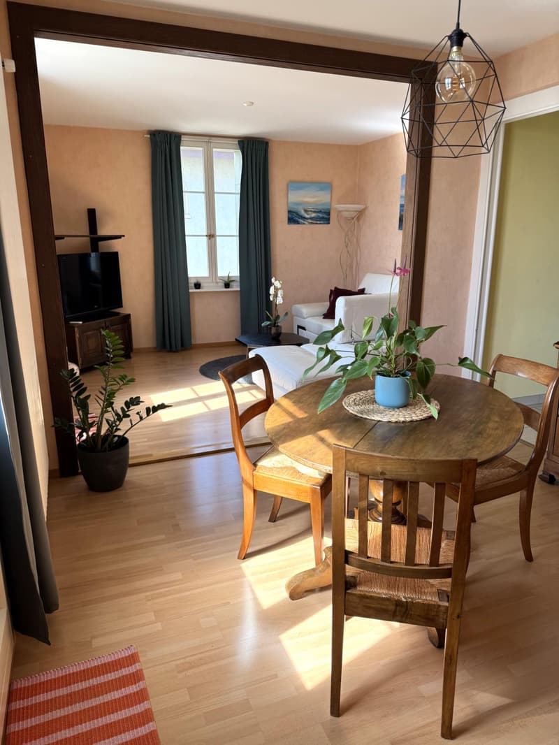 Charmante maison individuelle avec vue sur le lac et les Alpes (3)
