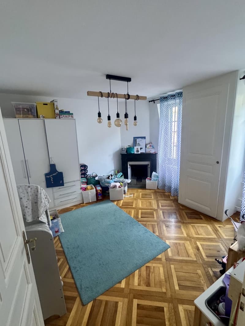 Grand duplex de 5.5 pièces avec balcon au coeur de Nyon (6)