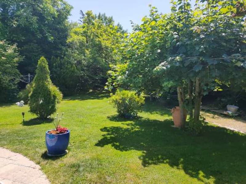 Charmante villa jumelle de 5.5 pièces avec piscine (3)