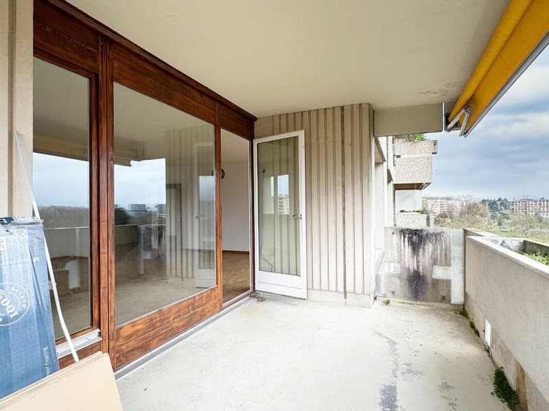 Appartement 6 pièces rénové à Meyrin (5)