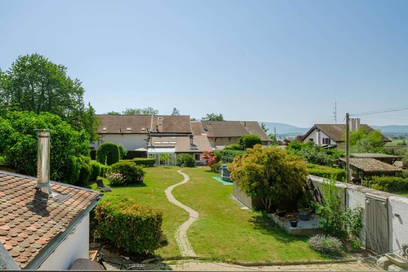 Maison avec beaucoup de charme au coeur de Laconnex (12)