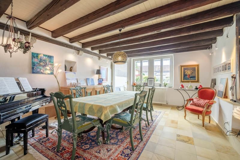 Maison avec beaucoup de charme au coeur de Laconnex (5)