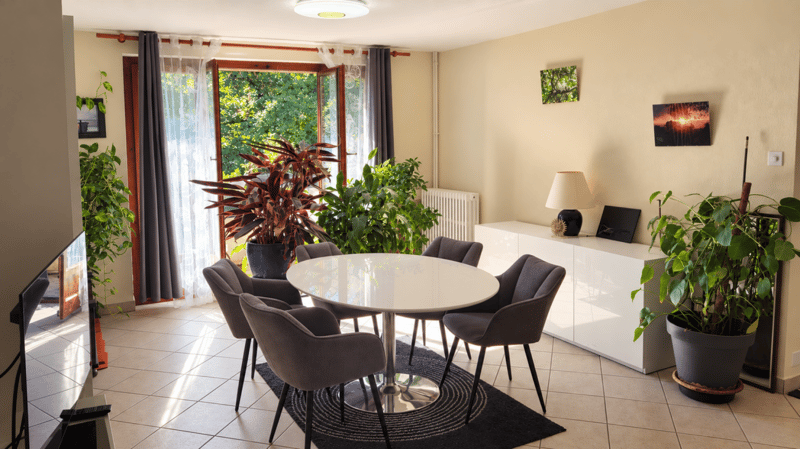En exclusivité: Spacieux 4 pièces avec jardin (2)