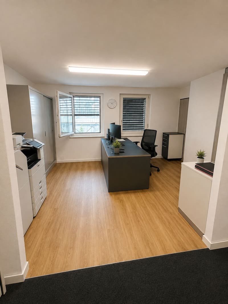 Bureau de 148 m² à Louer A Echallens (2)
