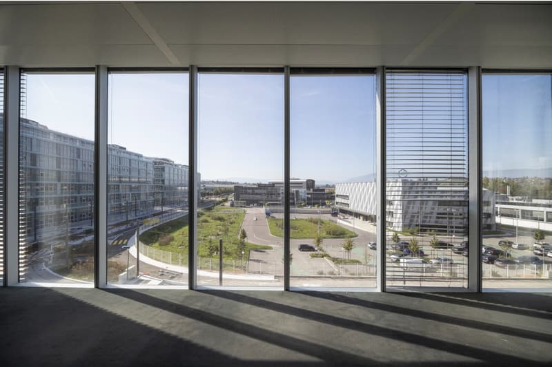 Surface disponible 450 m2- Immeuble Galaise 24 à Plan-Les-Ouates (5)