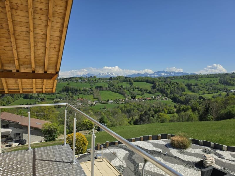 Chalet de standing avec vue dégagée et jardin - La Muraz (7)