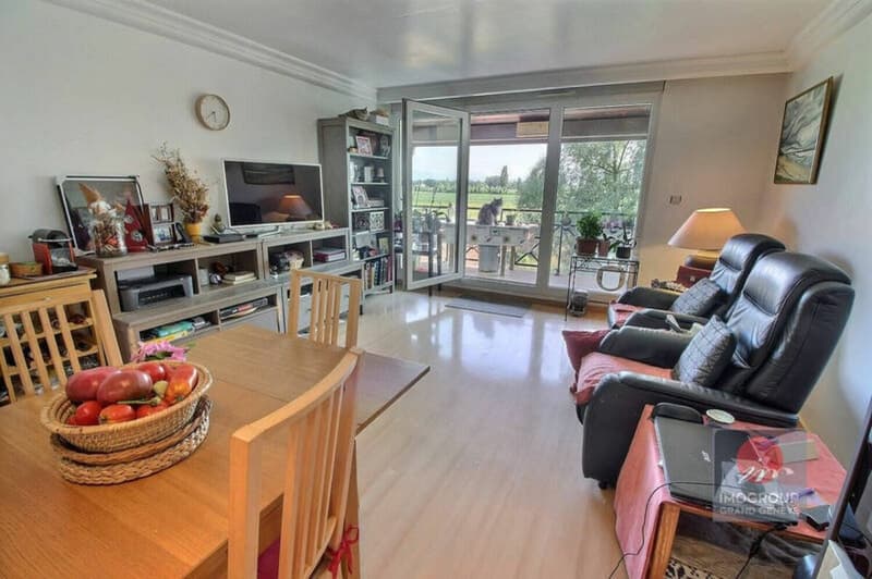 Appartement 3 pièces lumineux avec balcon plein sud à Veigy-Foncenex (2)