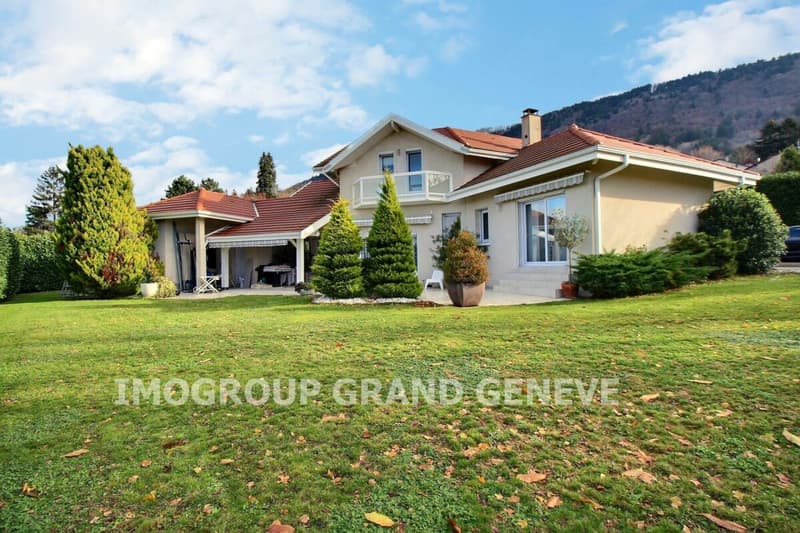 Maison d'architecte - Saint-Cergues - 6 pièces - FRANCE - 850 000 EUR (2)