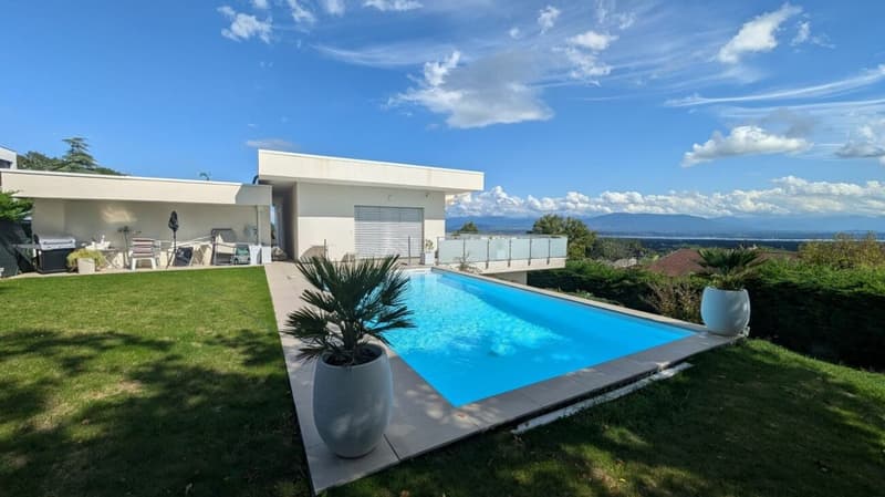 Maison Grilly 5 pièces de 195 m2 avec vue Alpes - Divonne-les-Bains (1)