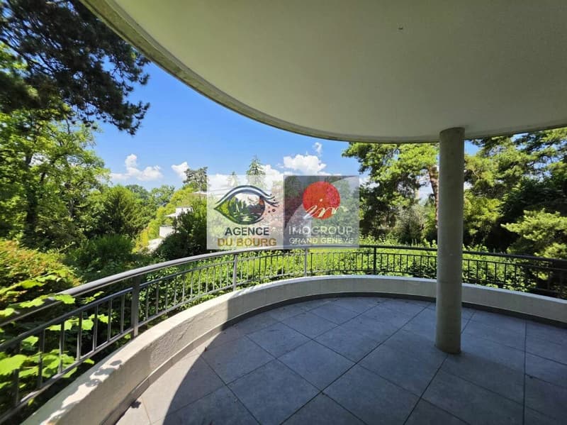 Spacieux duplex avec jardin privatif aux allures de maison - Anières (3)