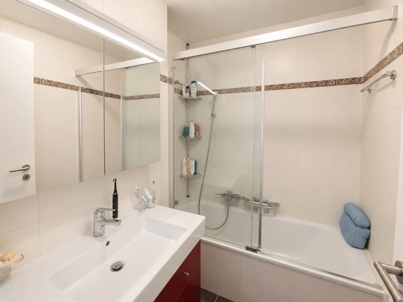 La Plaine - Appartement de caractère de 5 pièces avec balcon (5)