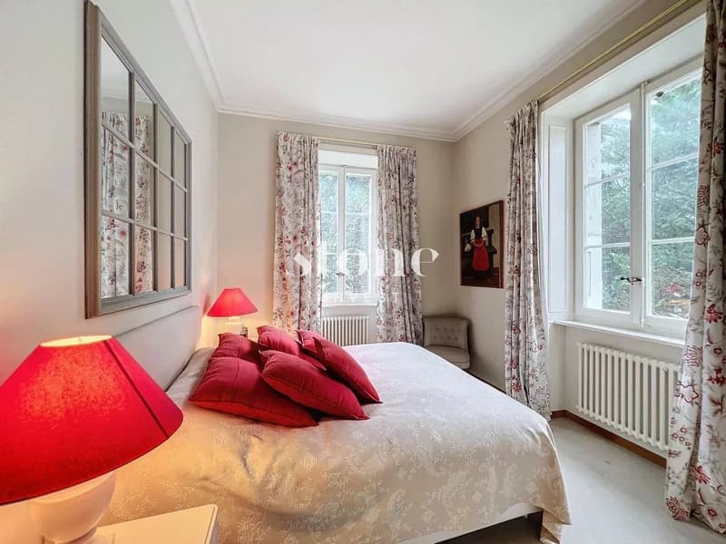 Elégant appartement de 6 pièces dans le Château de Veyrier (1)