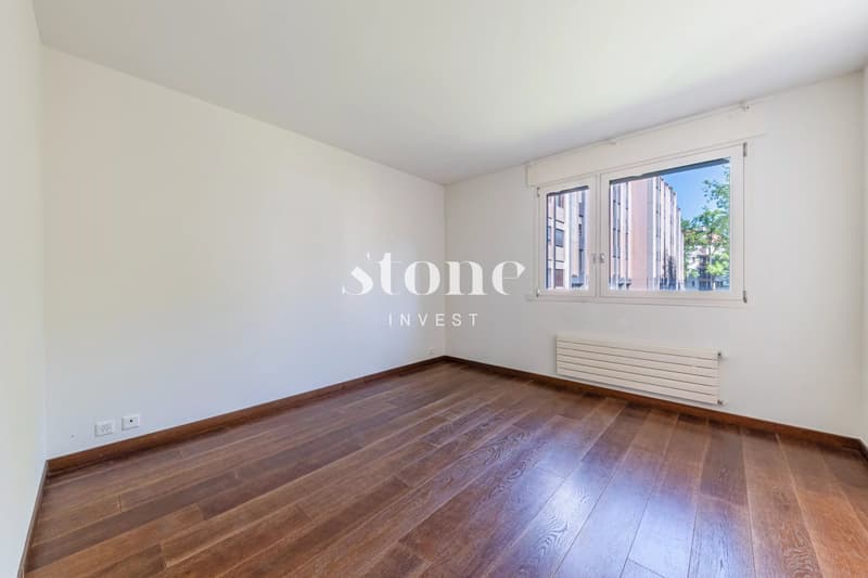 Magnifique 5 pièces de 140m2 à Carouge (12)