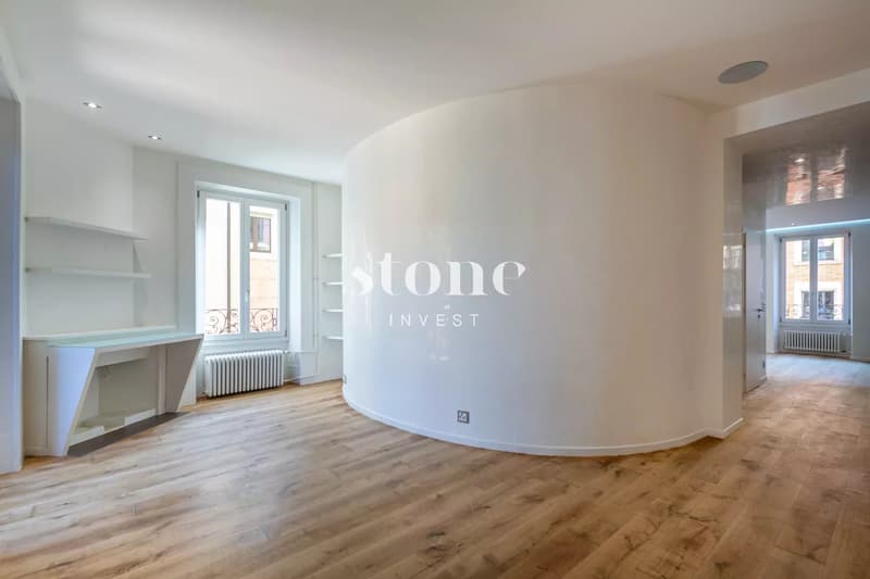 Au coeur des Eaux-Vives! Superbe duplex avec terrasse (8)