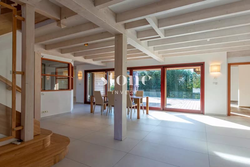 Villa d'architecte, proche frontière Suisse. (3)