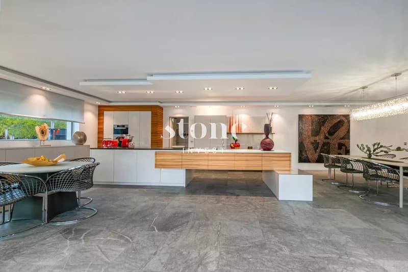 Villa de prestige, avec piscine, implanté sur un terrain de 2521 m² (7)