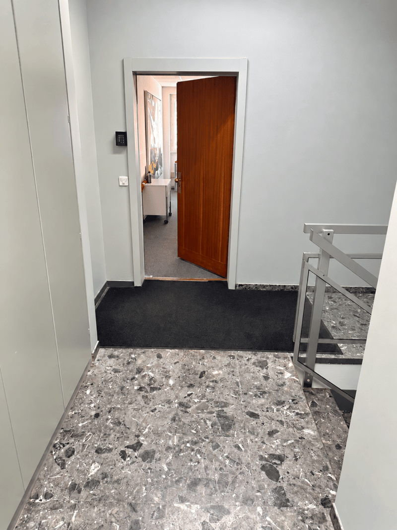 BUREAUX TRÈS BIEN SITUÉS AU CŒUR DU CENTRE-VILLE DE GENEVE (5)