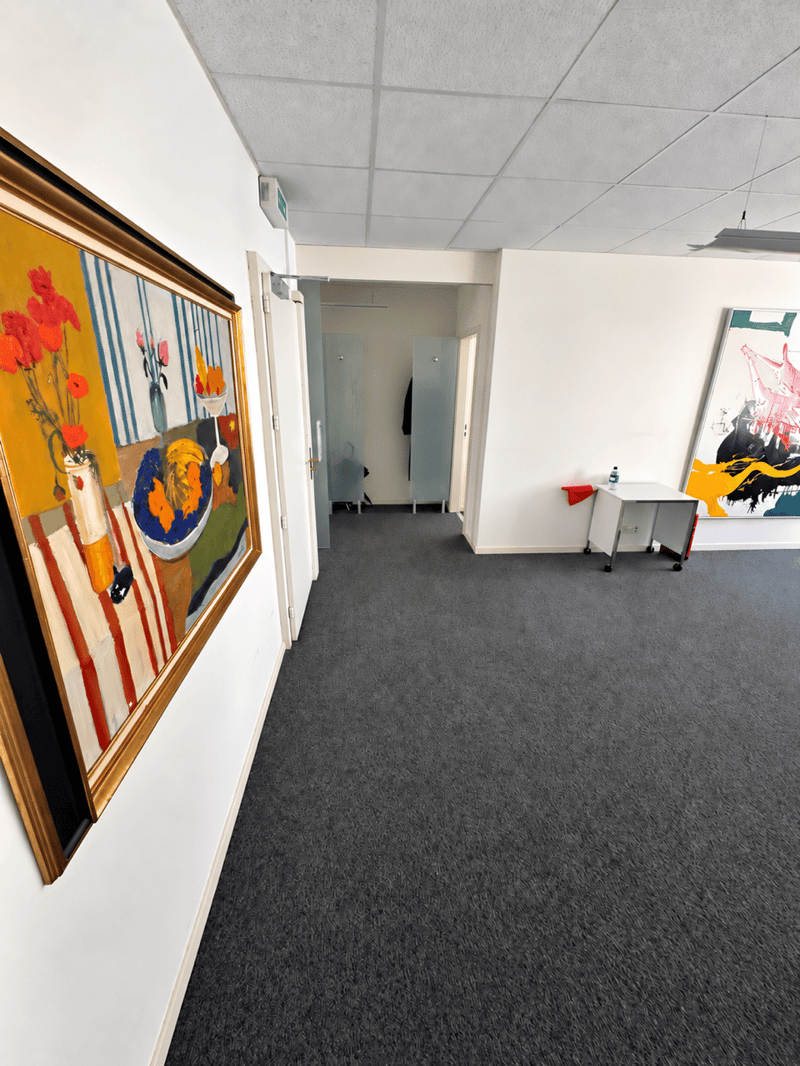 BUREAUX TRÈS BIEN SITUÉS AU CŒUR DU CENTRE-VILLE DE GENEVE (8)