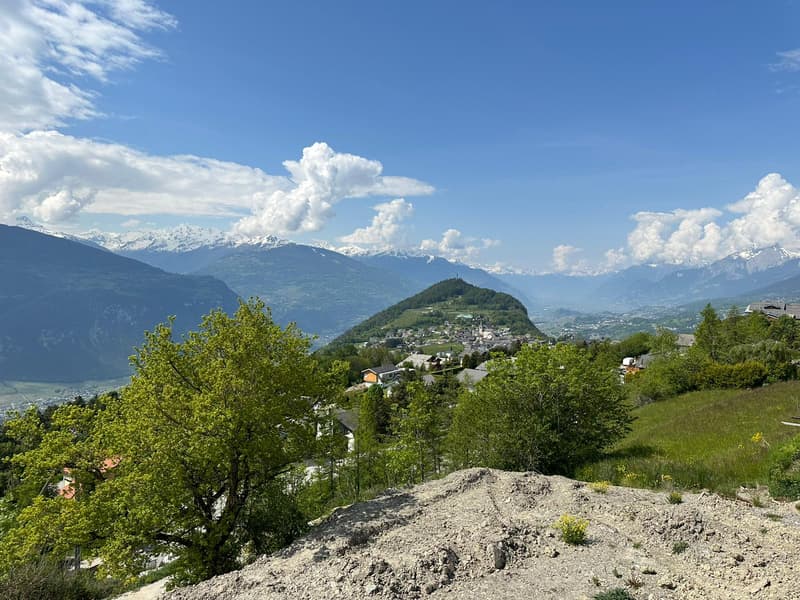 Superbe terrain à bâtir avec vue panoramique à Lens (5)