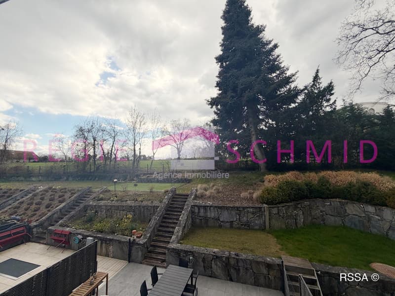 Studio de standing au coeur de Nyon, au calm et a deux pas de la gare. (8)