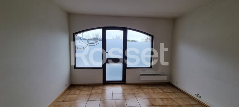 Grande surface commerciale de 70m2 (2)