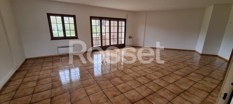 Grande surface commerciale de 70m2 (3)
