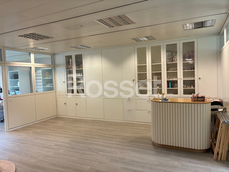 Arcade d'env. 74m²au rez-de-chaussée (2)