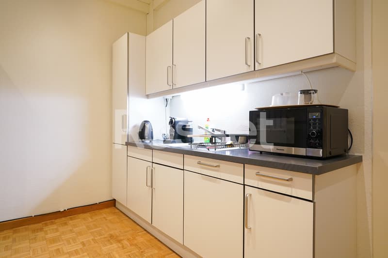 Bureaux d'env. 159 m² au 1er étage (5)