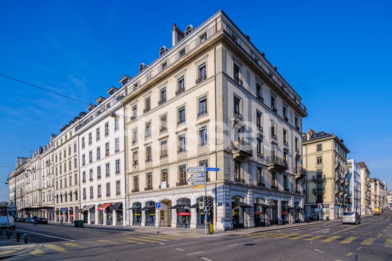 Bureaux d'env. 159 m² au 1er étage (8)