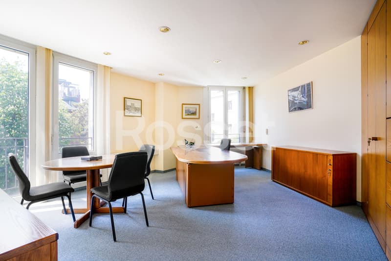 Bureaux d'env. 252m² au 3ème étage (3)