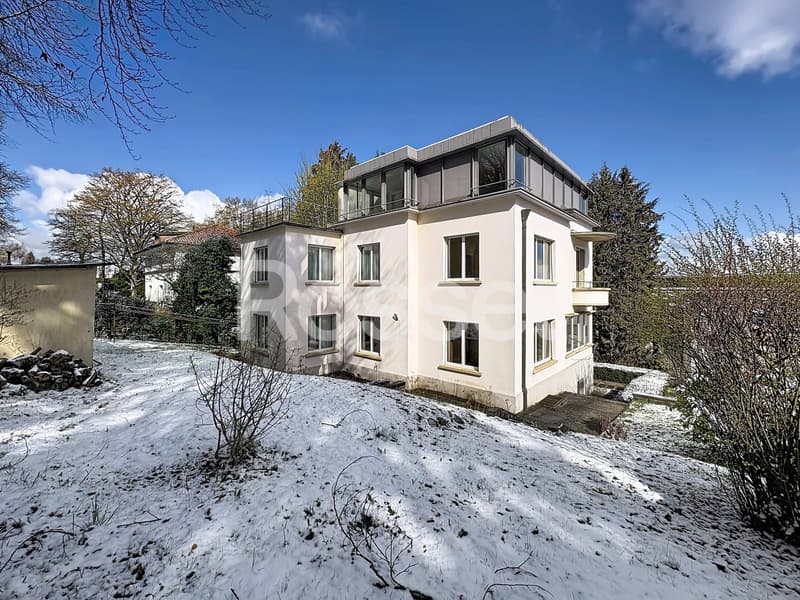 Maison de 10 pièces à rénover (7)