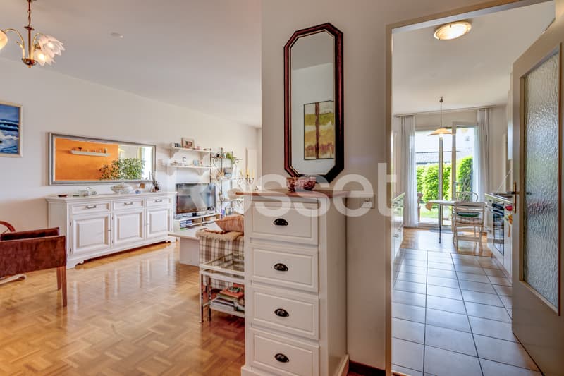 En Exclusivité : Charmant appartement avec terrasse et jardin à Cressy (4)
