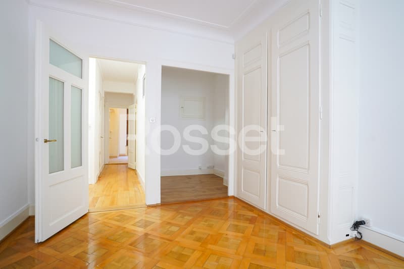 Bureaux d'env. 70m² au rez-de-chaussée (3)