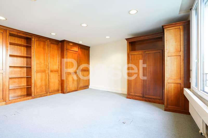 Bureaux d'env. 252m² au 3ème étage (2)
