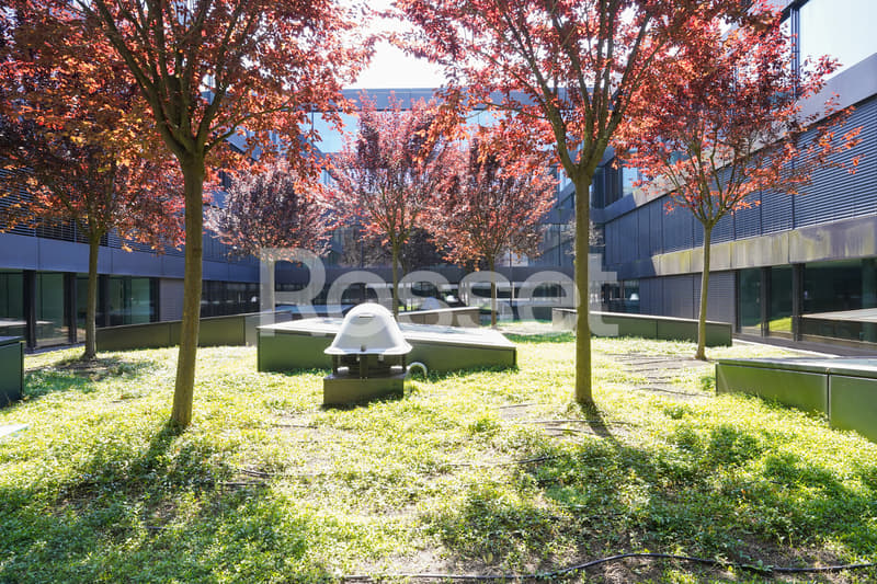 Bureaux d'env. 570 m² au 5ème étage (6)