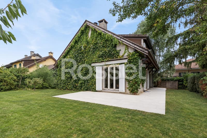 En Exclusivité : Maison familiale individuelle au coeur de Meinier (1)