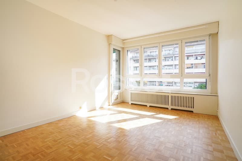 Bel appartement traversant et entièrement rénové de 4,5 pièces (8)