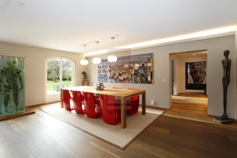 Belle maison familiale avec piscine & dépendance (3)