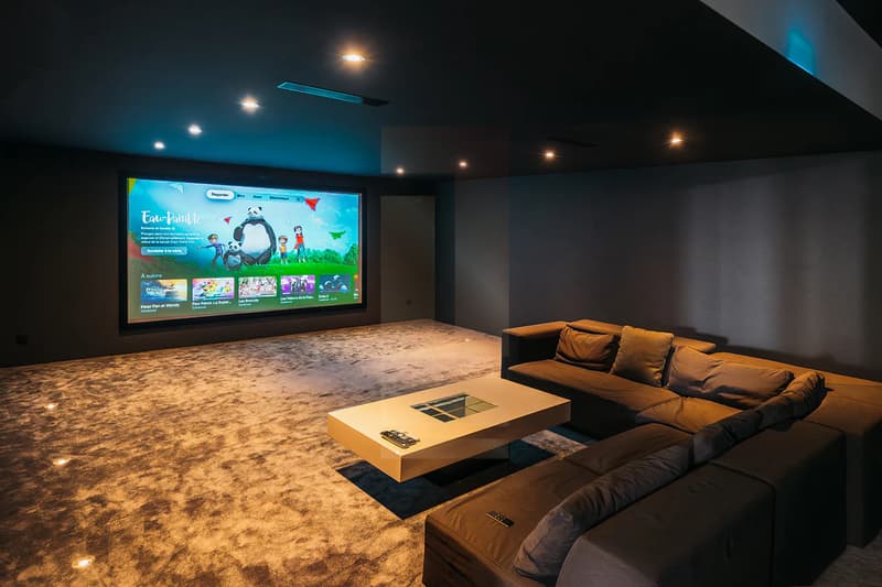 Magnifique villa contemporaine meublée pieds-dans-l'eau (9)