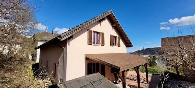 Chaleureuse villa familiale, sur les hauteurs de Sainte-Croix avec magnifique vue sur les Alpes (1)