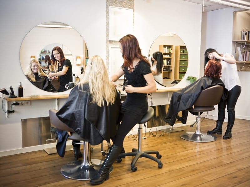 SALON DE COIFFURE NOUVELLEMENT AGENCÉ - DANS LE QUARTIER HÔPITAL (1)