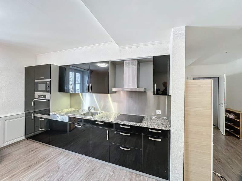 Immeuble mixte avec restaurant (11)