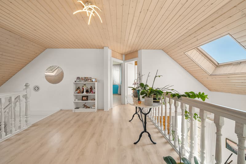Magnifique villa située dans quartier résidentiel (12)