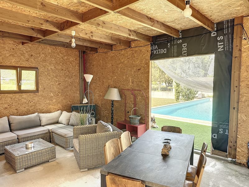 Dépôt 200 m2/500 m2 terrain constructible + Superbe villa avec piscine (11)