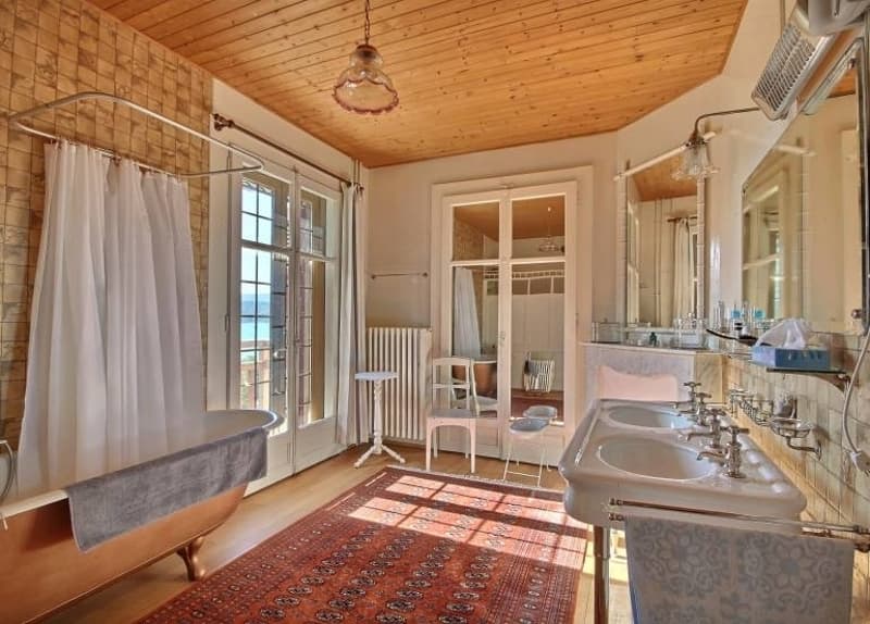 Superbe manoir avec vue sur le lac de Joux (10)