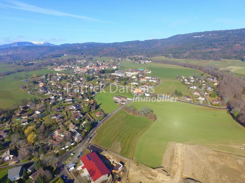OPPORTUNITÉ RARE À LE VAUD En exclusivité terrain avec permis de construire en force